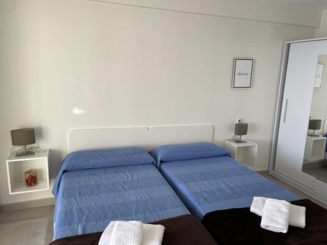 Precioso Apartamento A Estrenar En Primera Linea De Playa Benidorm Esterno foto