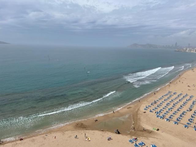 Precioso Apartamento A Estrenar En Primera Linea De Playa Benidorm Esterno foto